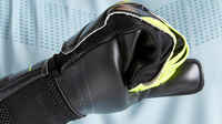 Adult Football Goalkeeper Gloves F100 Resist - Black/Yellow