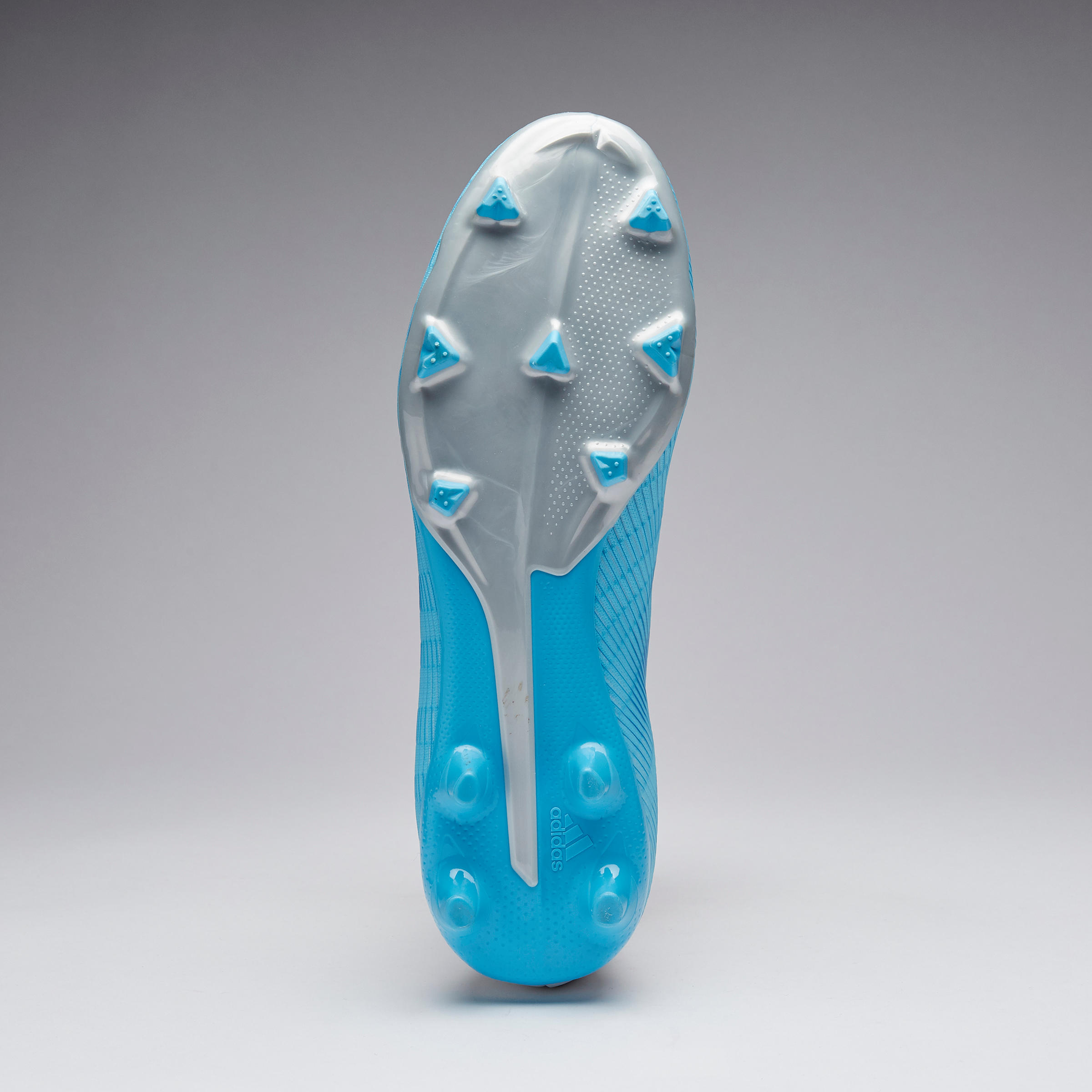 childrens football boots without laces