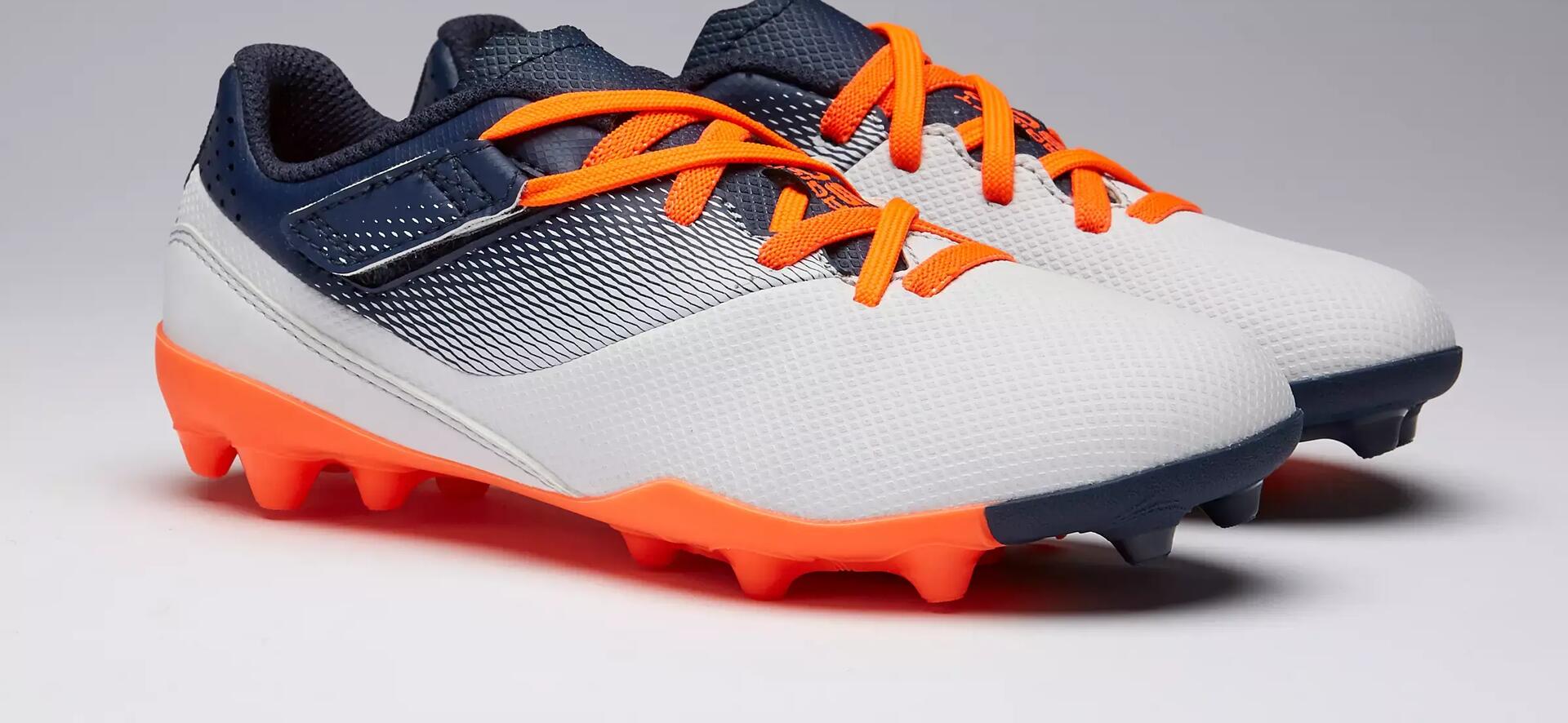 hoe kies ik de juiste voetbalschoenen voor mijn kind