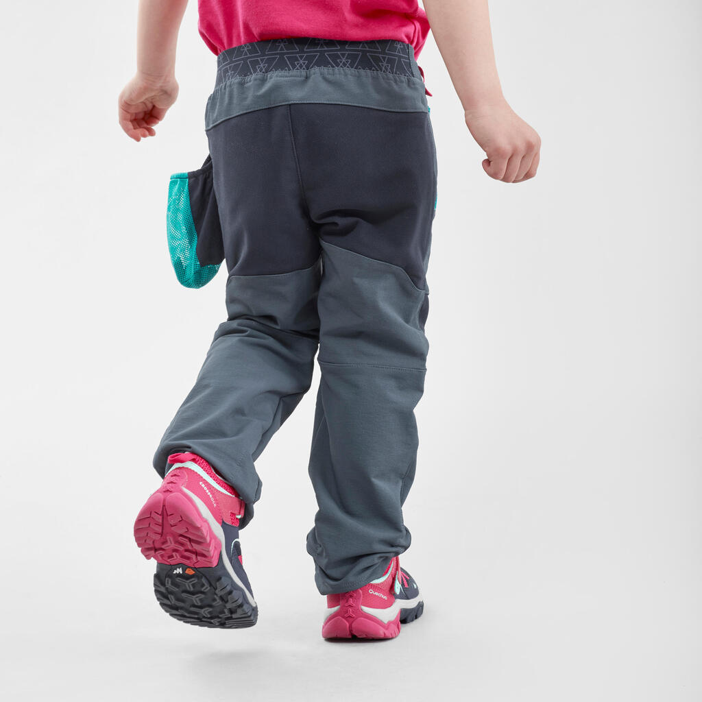 Detské softshellové nohavice MH550 na turistiku pre 2-6 rokov sivé