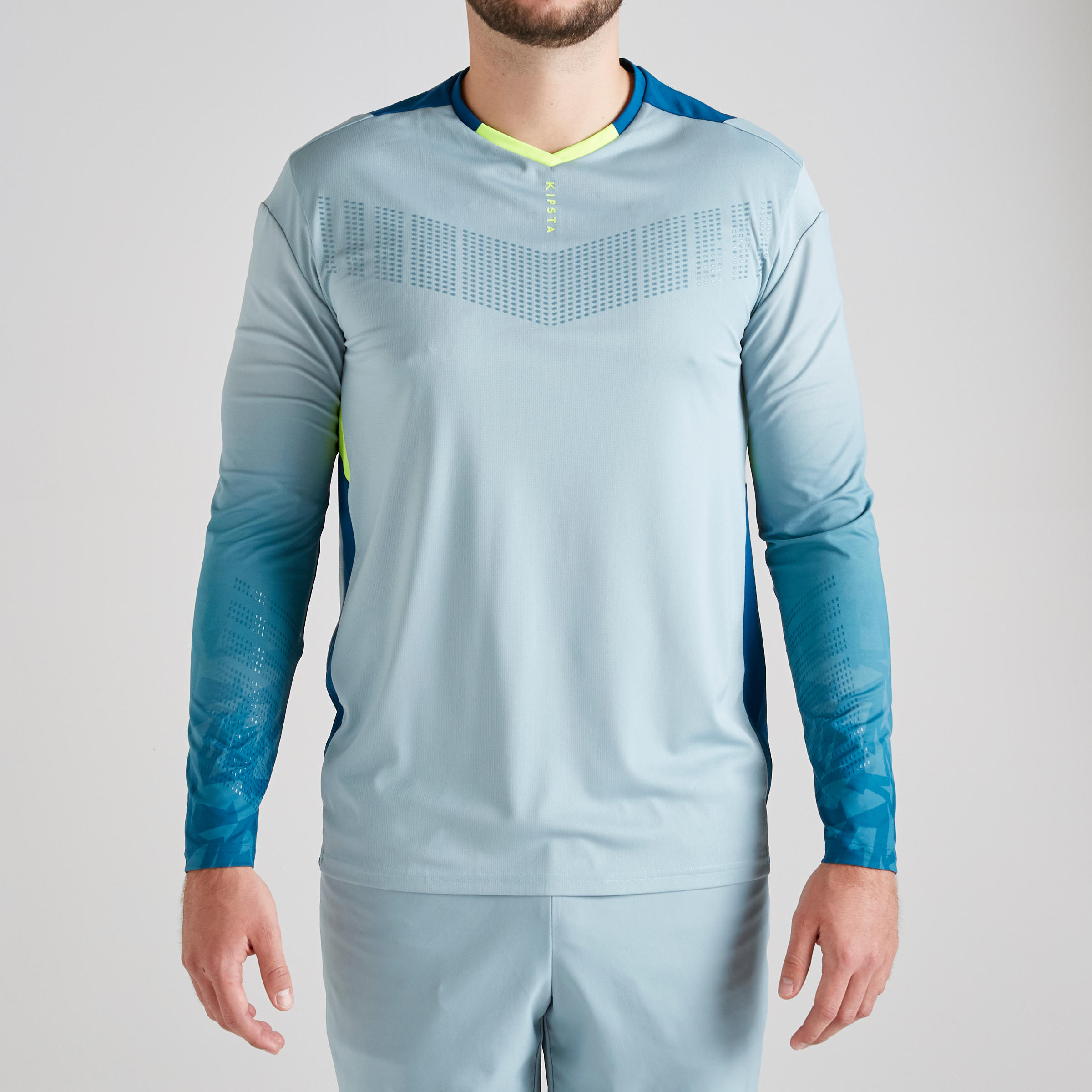 grey goalkeeper jersey