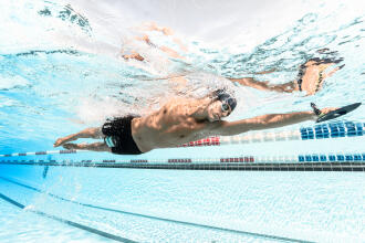 burn calories with swimming