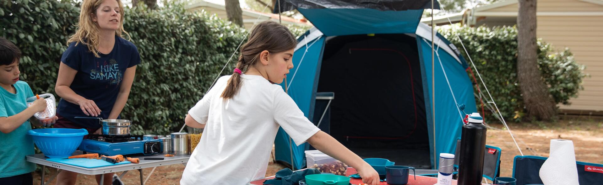 school kids camping