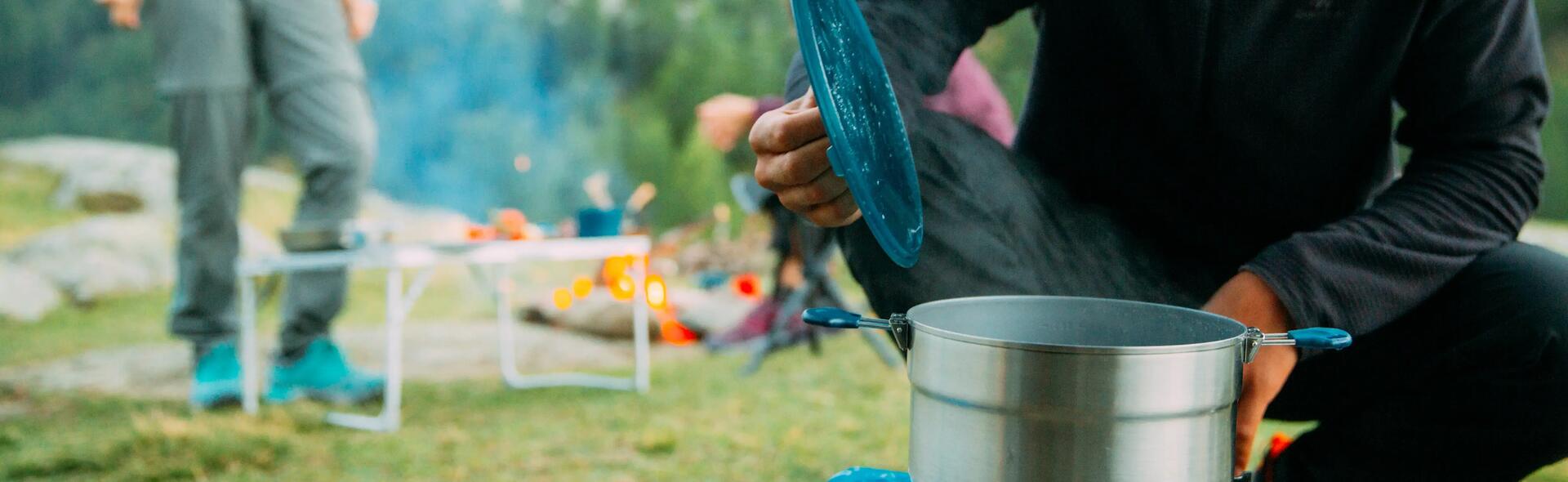 Campsite Cook-up: Mixed berries oatmeal