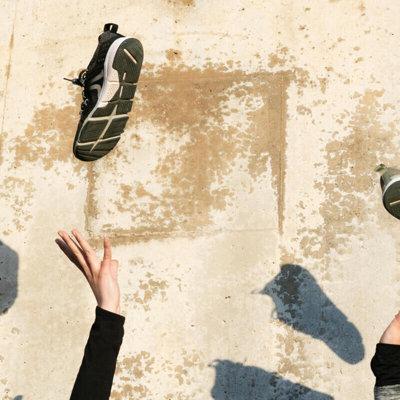 Como escolher o teu calçado de caminhada desportiva?