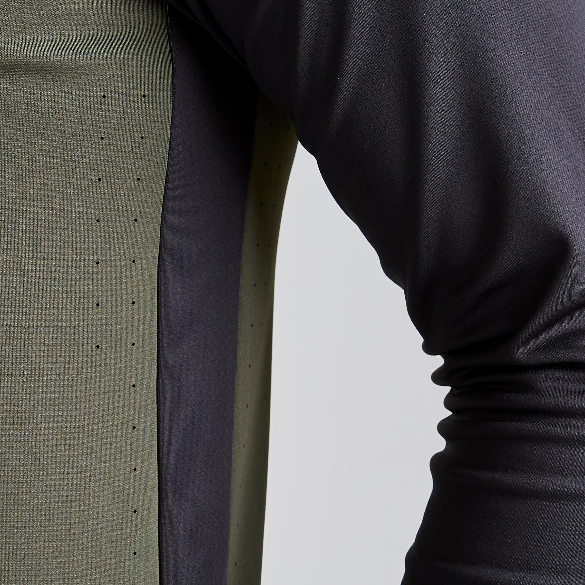 T500 Adult 1/2 Zip Limited Edition Football Training Sweatshirt - Black/Khaki 9/15