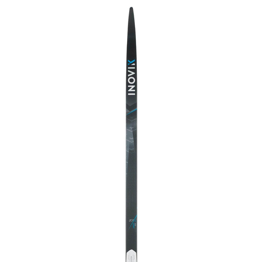 SKIJE ZA KROS-KANTRI SKIJANJE 900 SKIN MEDIUM CAMBER I VEZOVI ROTTEFELLA