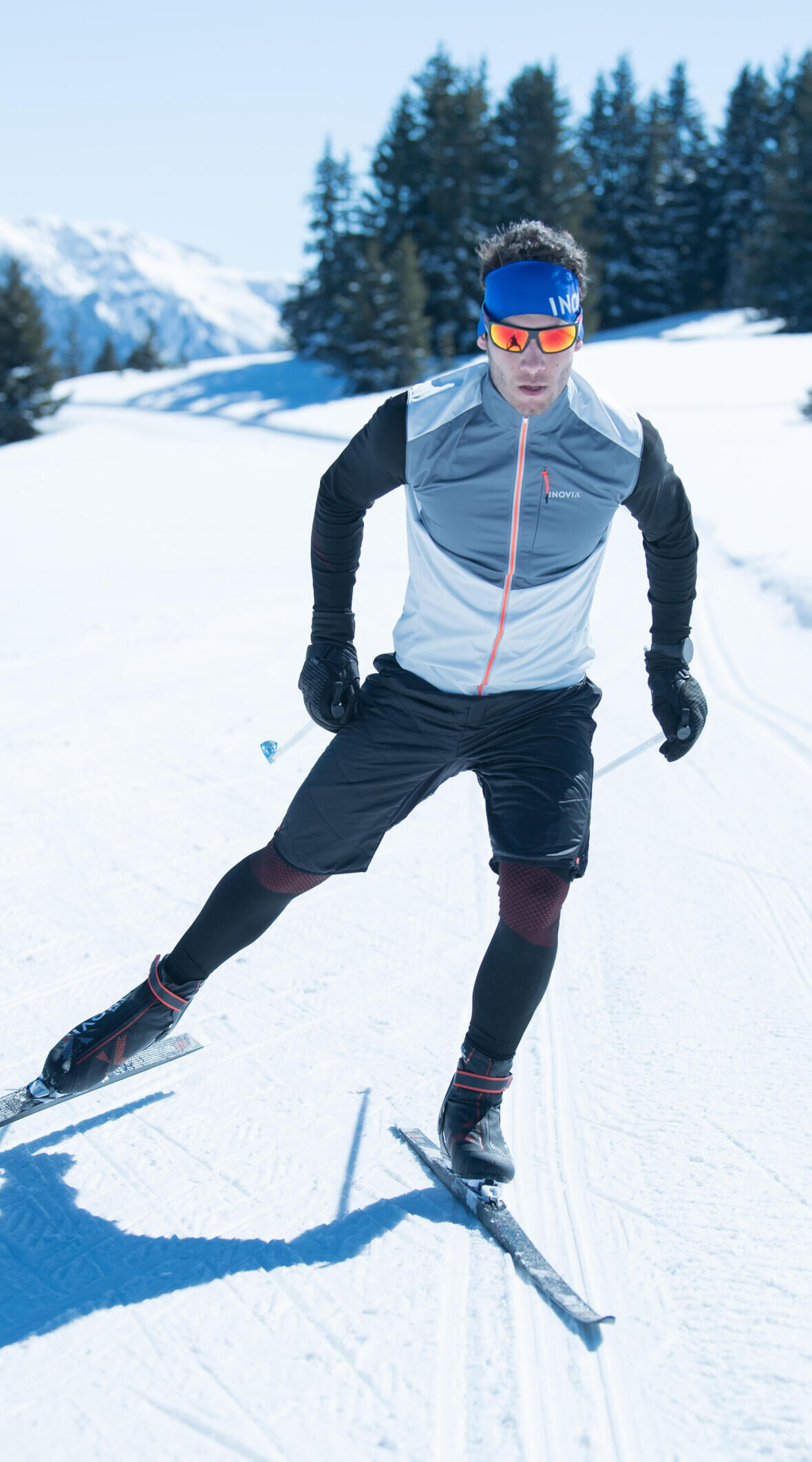 Man cross-country skiing race