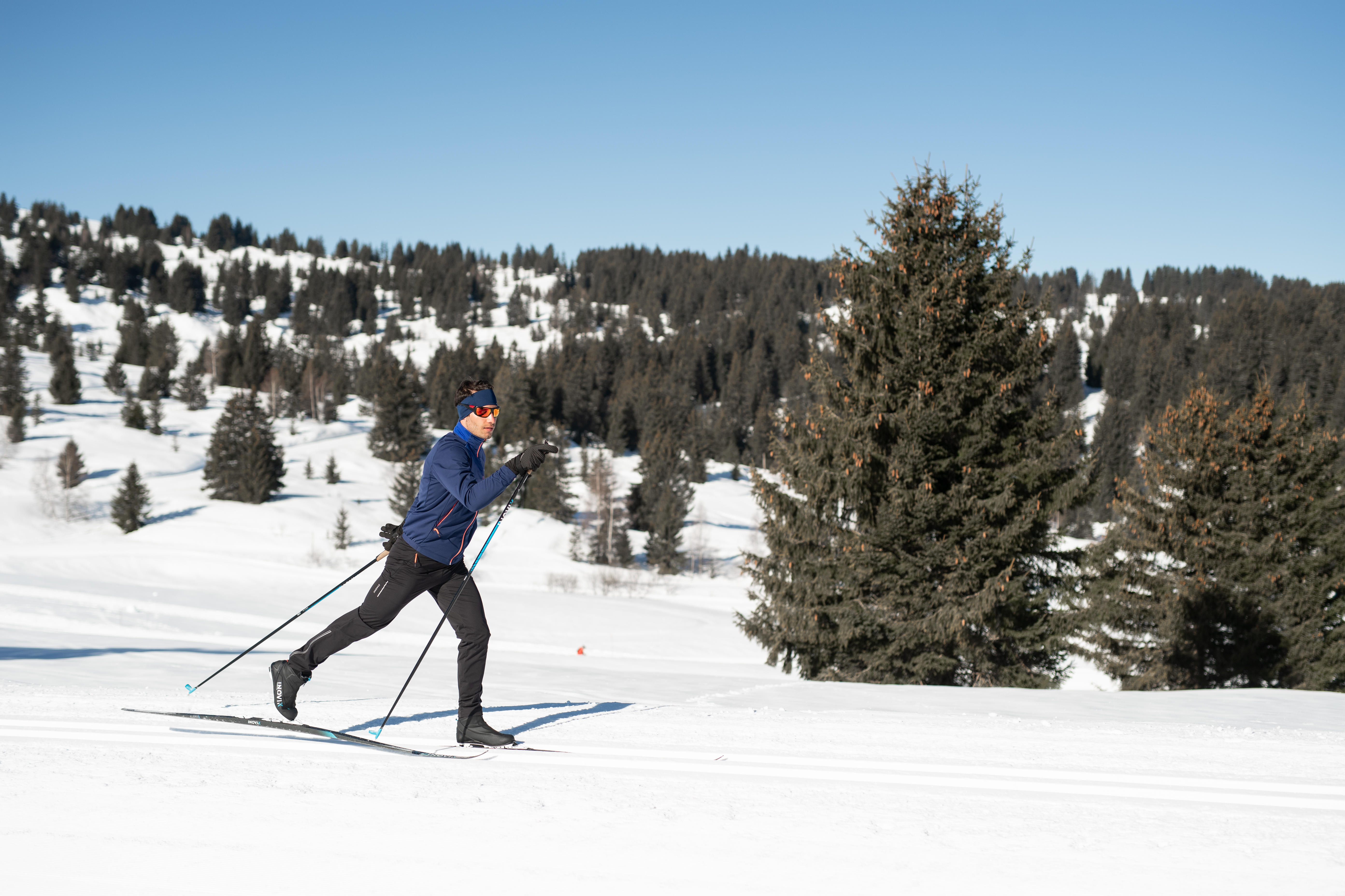 CrossCountry Skis with Xcelerator Bindings XC S 550 Skins Soft
