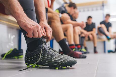 conseils-comment-choisir-des-chaussures-de-rugby-Offload-R500 conseils-comment-choisir-des-chaussures-de-rugby-Offload-R500