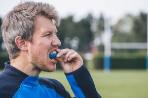 conseils-comment-choisir-et-mouler-son-protège-dent-de-rugby conseils-comment-choisir-et-mouler-son-protège-dent-de-rugby