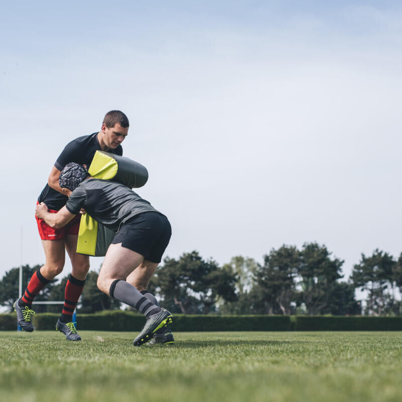 advice-skills-rugby-how-to-bump-off-a-tackler