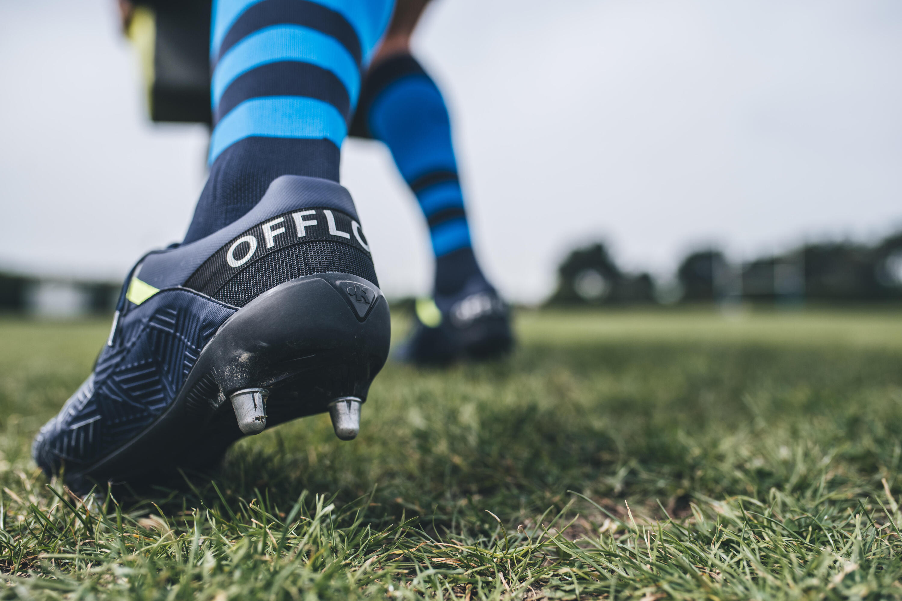 Buty do rugby na grząską nawierzchnię Density R500 SG 8 korków 9/10