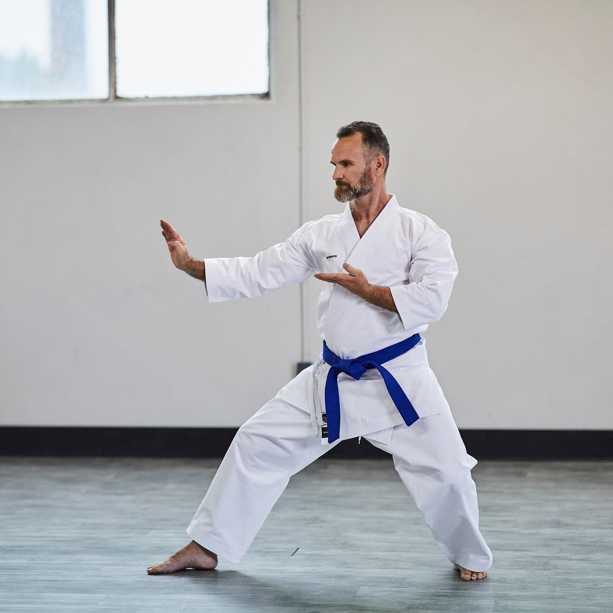 Kimono adulto karate 500 cotone 100% bianco 16/19