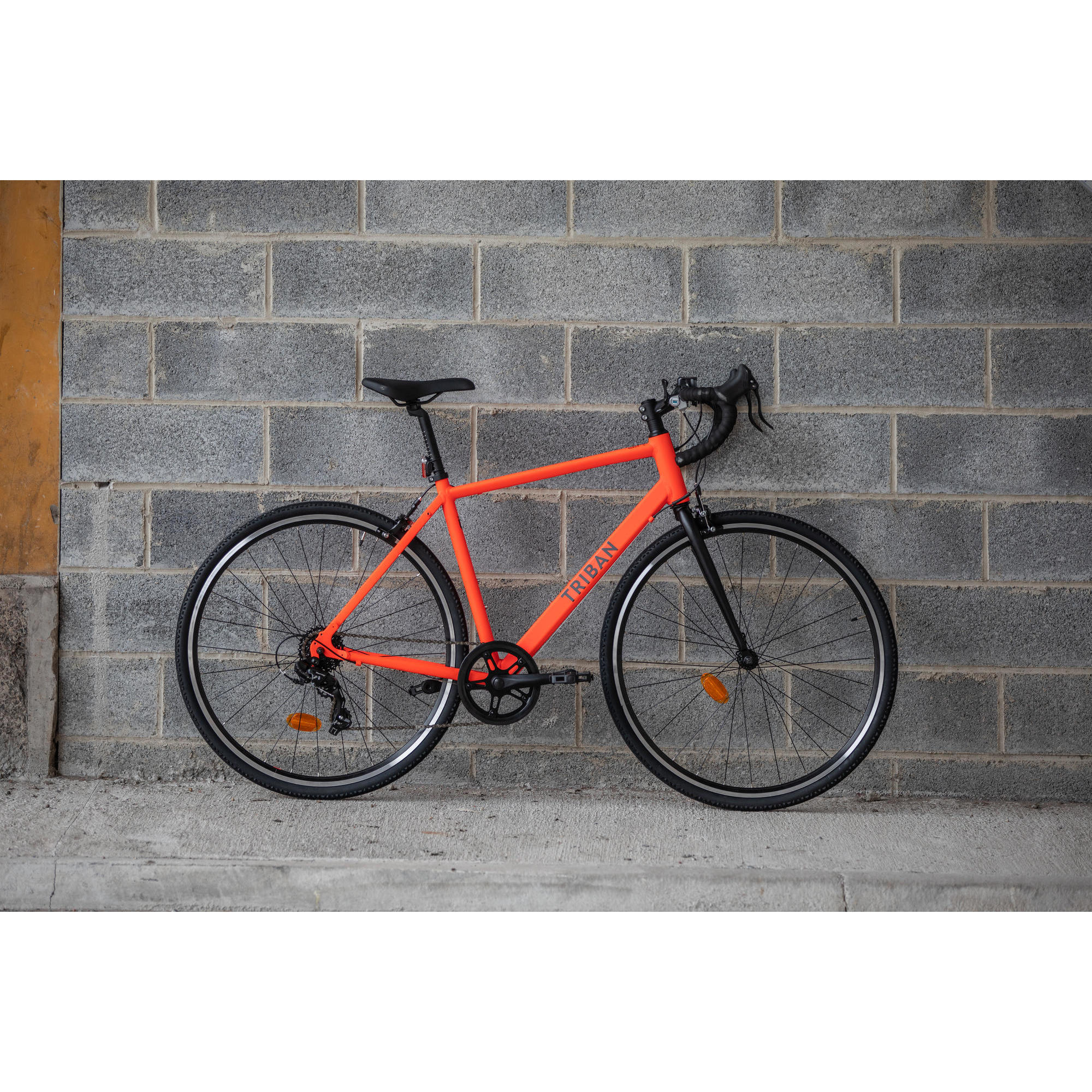 Triban Racefiets Wielrenfiets 100 Shimano Oranje Ltd Edition triban kopen in de aanbieding