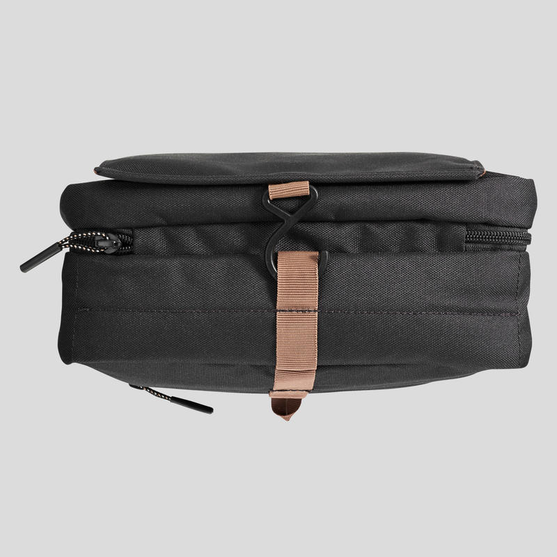 toiletry bag decathlon