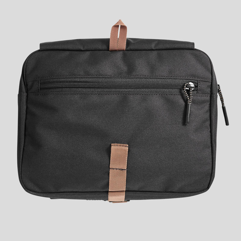 toiletry bag decathlon