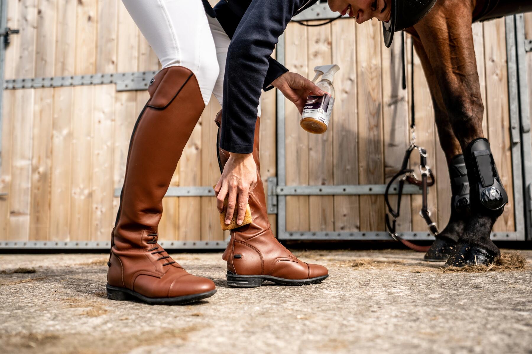 entretenir ses bottes d'équitation en cuir 