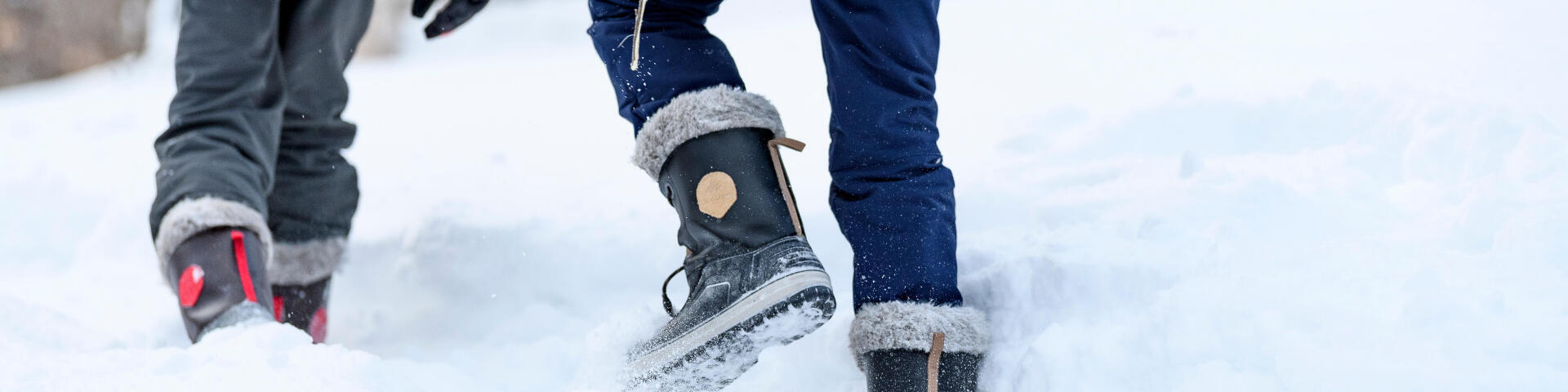 How to choose the right shoes for winter hiking