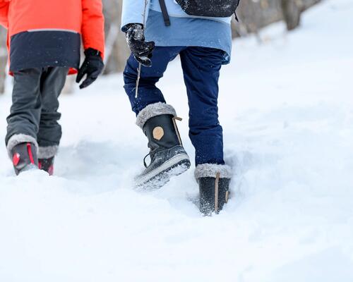How to choose the right shoes for winter hiking