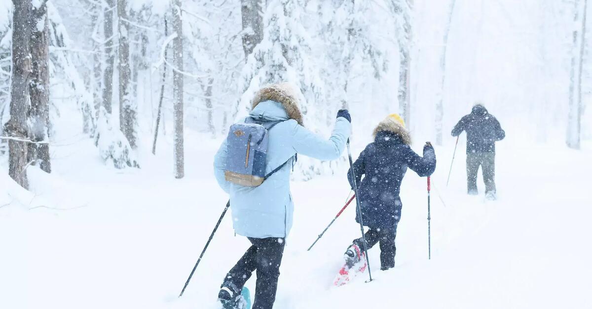 How do you put on your snowshoes properly
