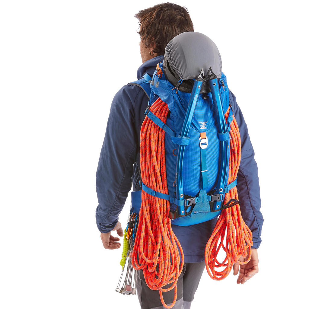 Mountaineering Backpack 33 litres - MOUNTAINEERING 33 RASPBERRY