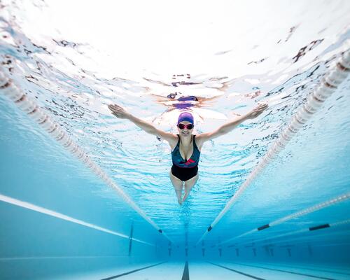 Comment renforcer la confiance en soi par la natation ?
