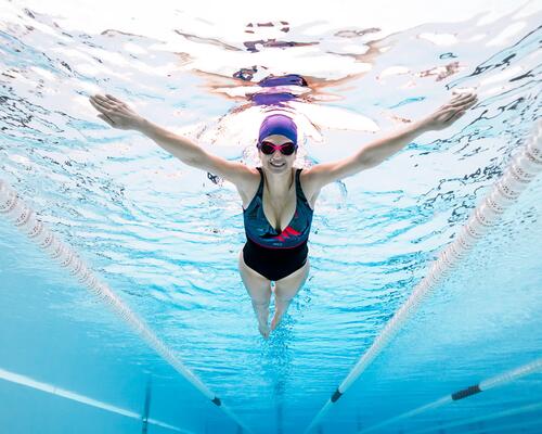 Comment renforcer la confiance en soi par la natation ?