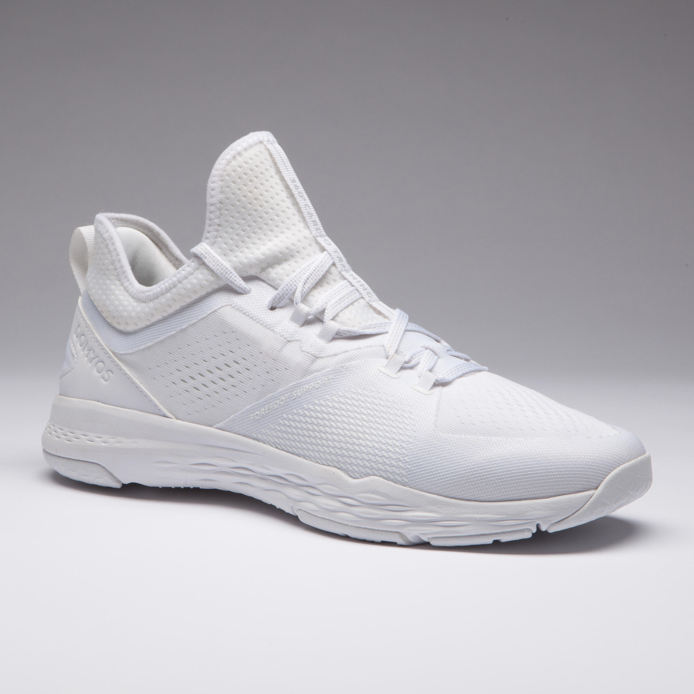 mens white workout shoes