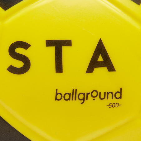 Мяч футбольный из пеноматериала желто-черный Ballground 500 T4