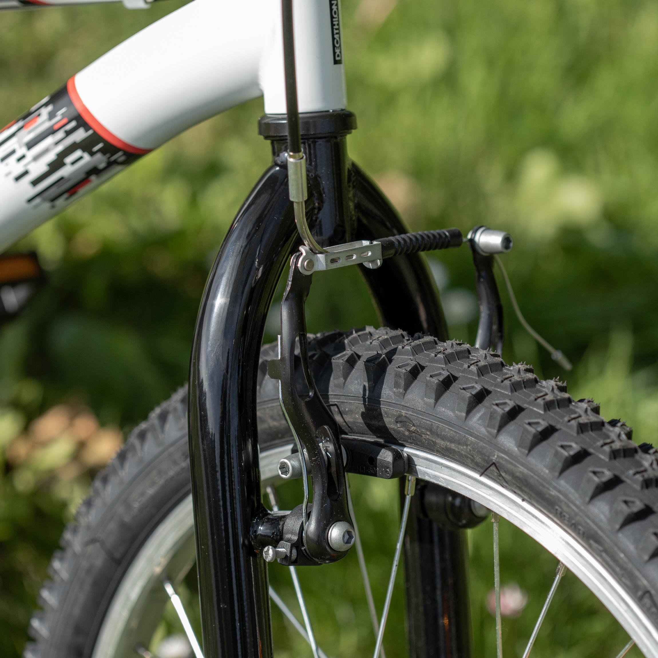 20 Inch Kids Mountain bike Rockrider ST 100 6 9 Years old White