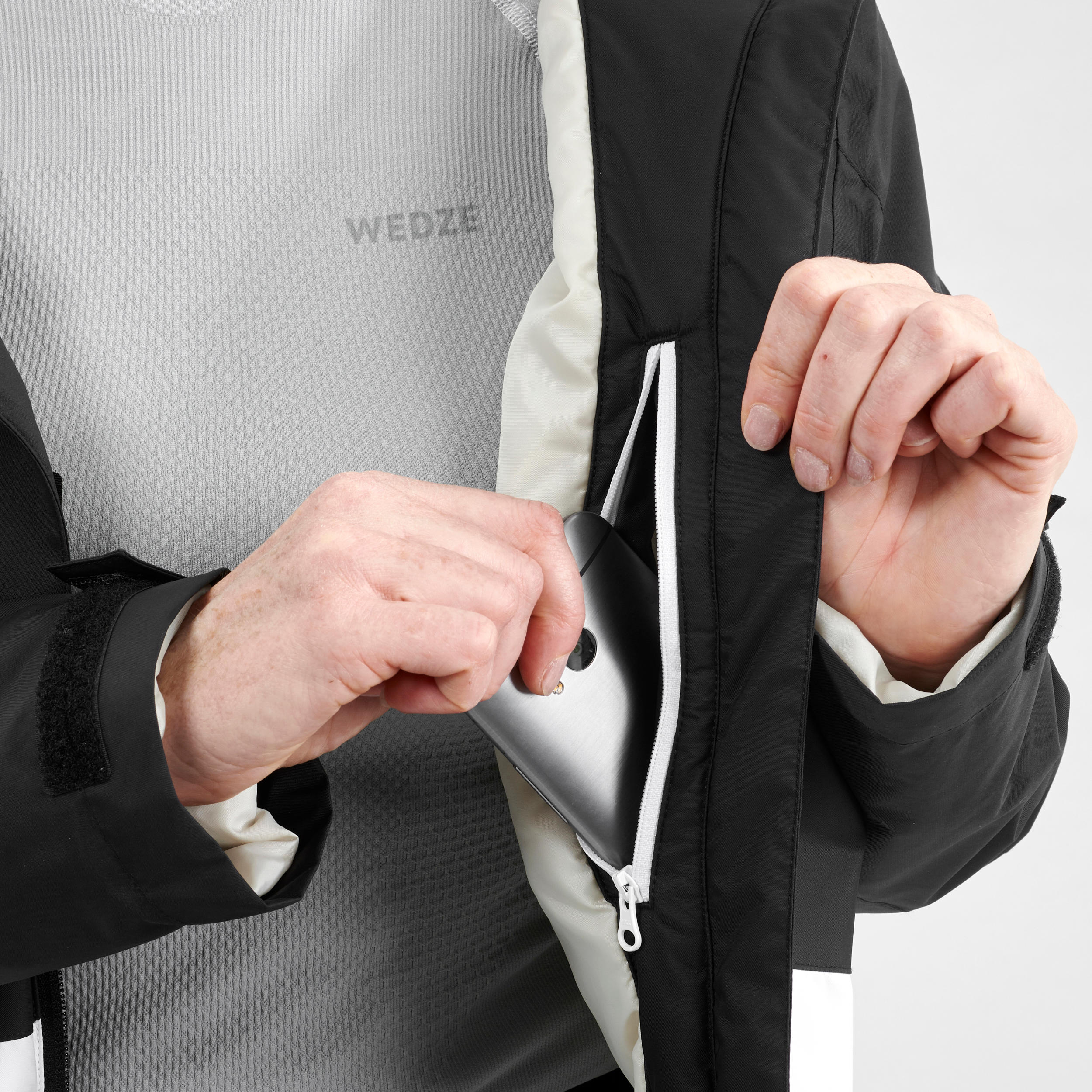 Women's Ski Jacket - Black and White 11/14
