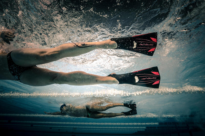 COME SCEGLIERE LE PINNE DA NUOTO | DECATHLON