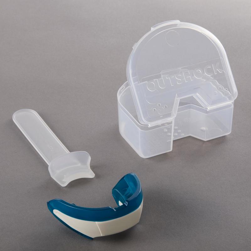 Protege Dent Boxe Ne Tient Pas  - Ils N�offrent Pas Beaucoup De Protection Contre Un Coup De Poing De Type Crochet.