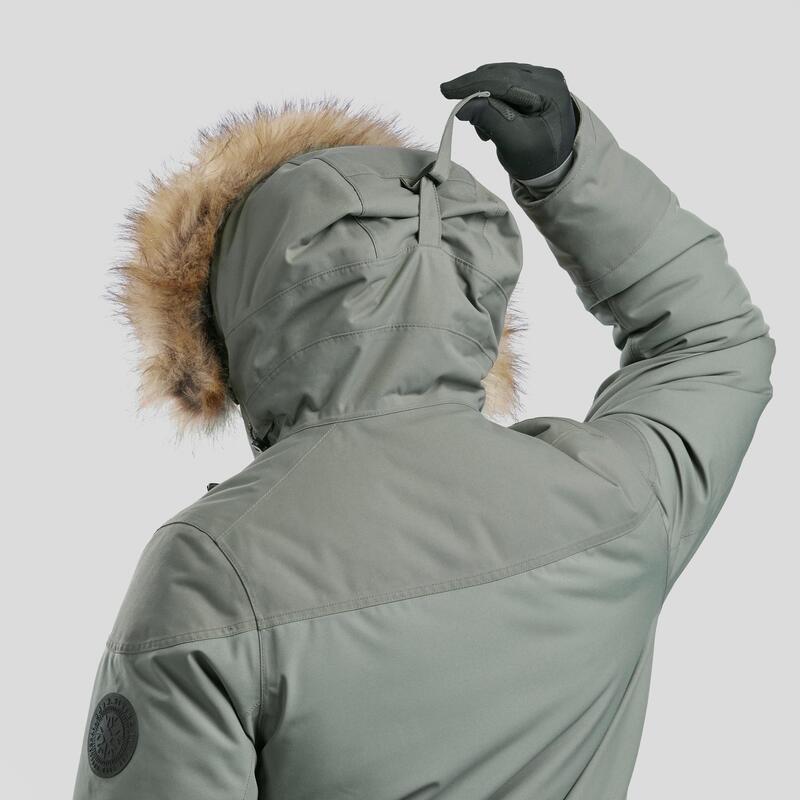 男款極致保暖雪地健行防水保暖連帽外套SH500。