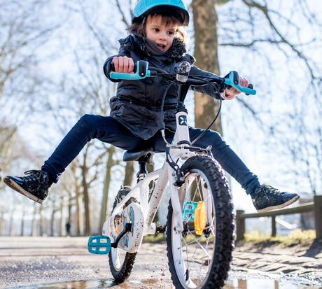 Jeu pour enfant pour apprendre à faire du vélo - Conseils Sport DECATHLON Jeu pour enfant pour apprendre à faire du vélo - Conseils Sport DECATHLON