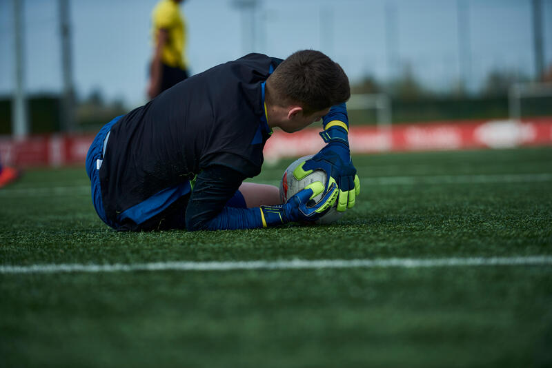 How to Choose Your Goalkeeper Gloves?