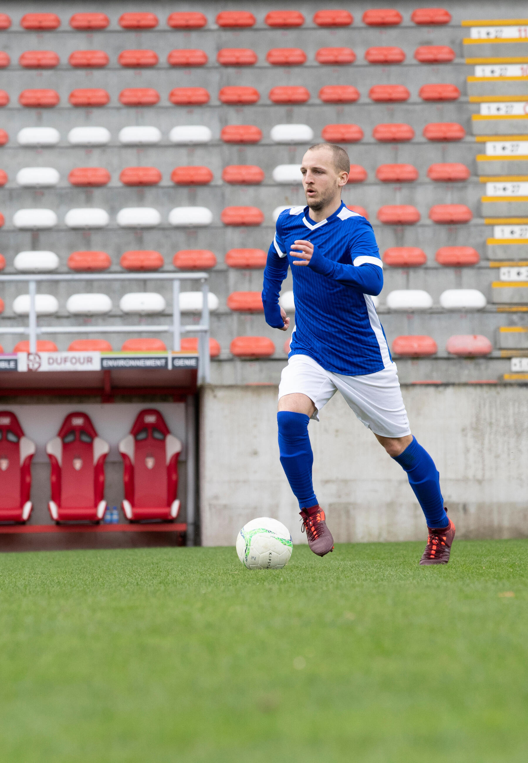 Gagner-place-titulaire-football