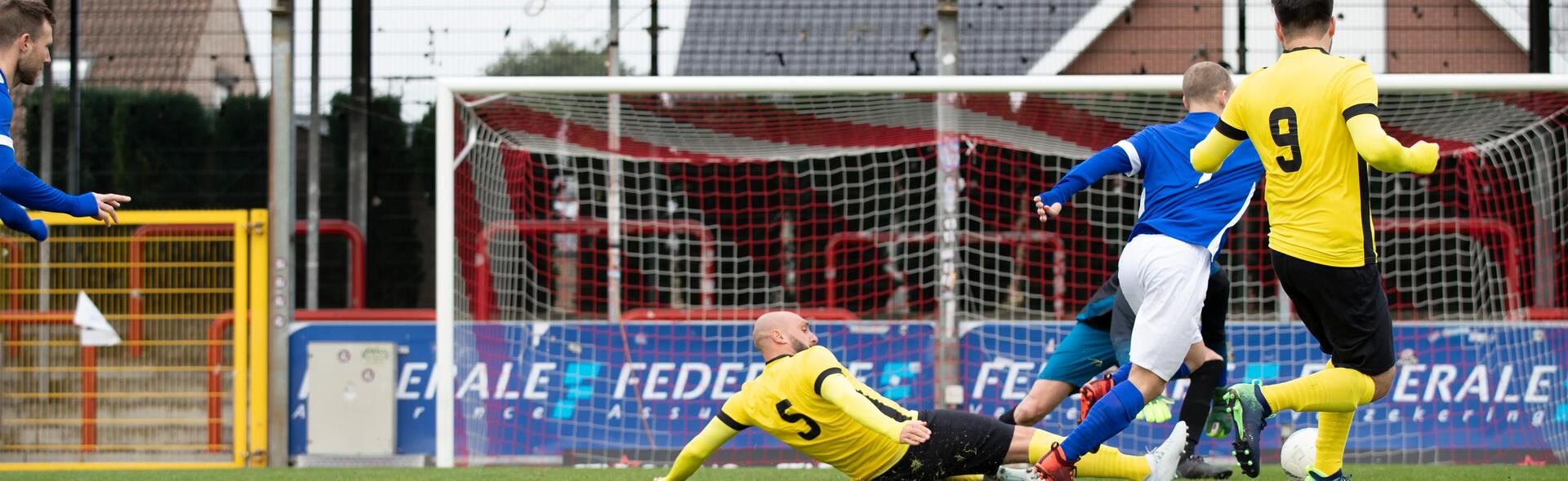 Hoe je positioneren op een voetbalveld?