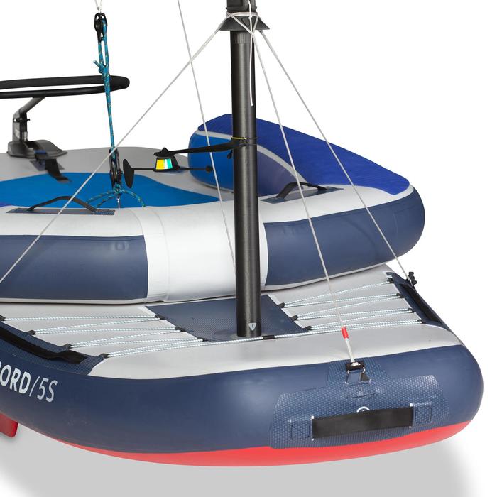 catamaran opblaasbare zeilboot