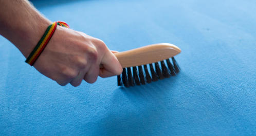 Brosse pour nettoyer tapis de billard Brosse pour nettoyer tapis de billard