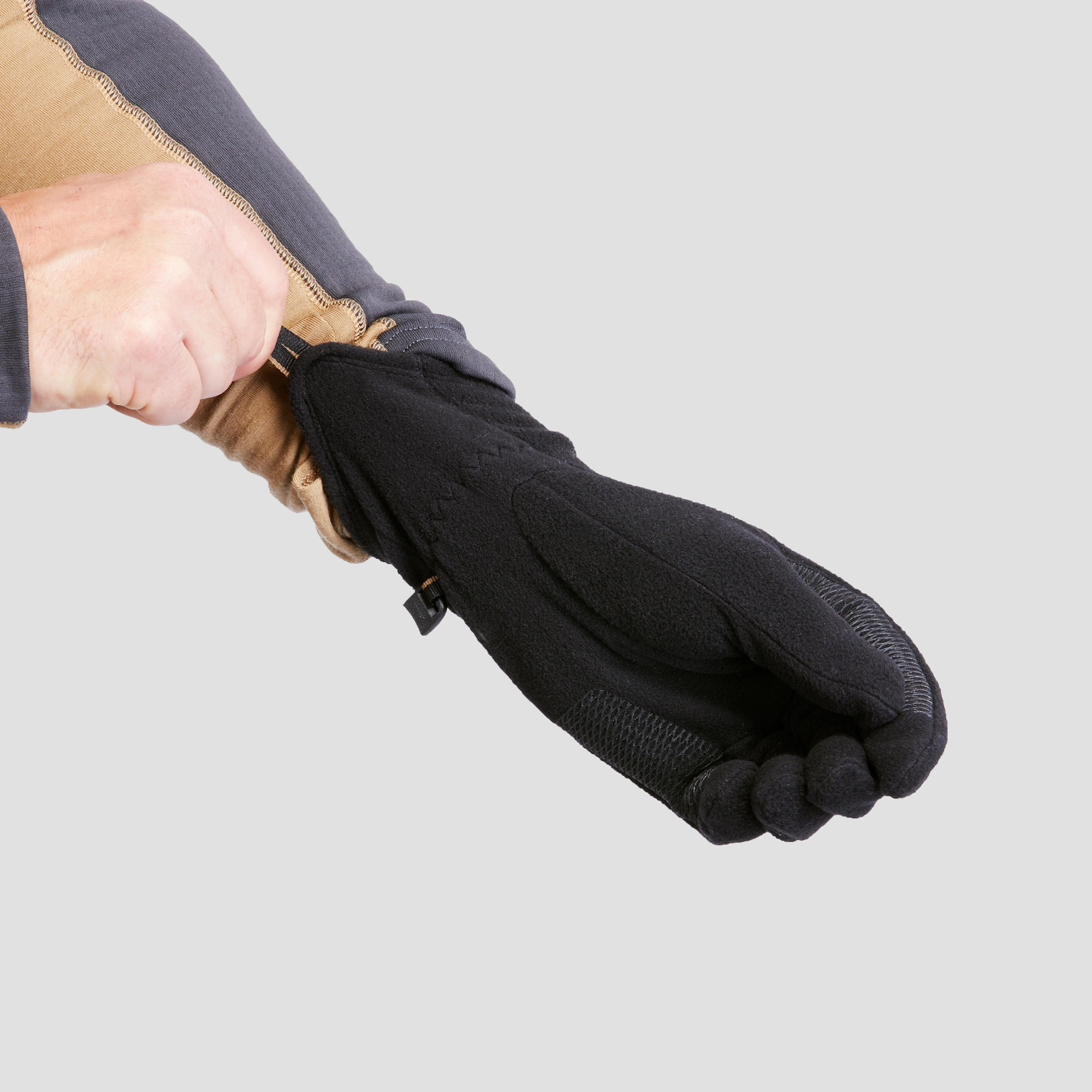 Adult mountain trekking fleece gloves -   MT100 Black 5/6