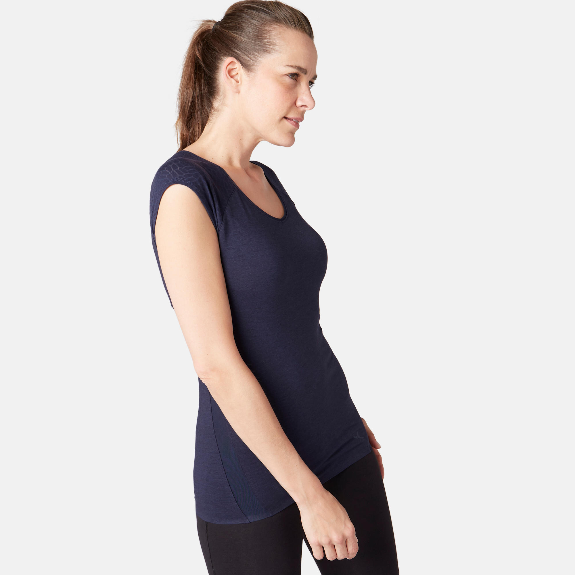 

Women' Gym T-Shirt Stretch Slim Fit 530 - Mottled Navy Blue -  By NYAMBA | Decathlon