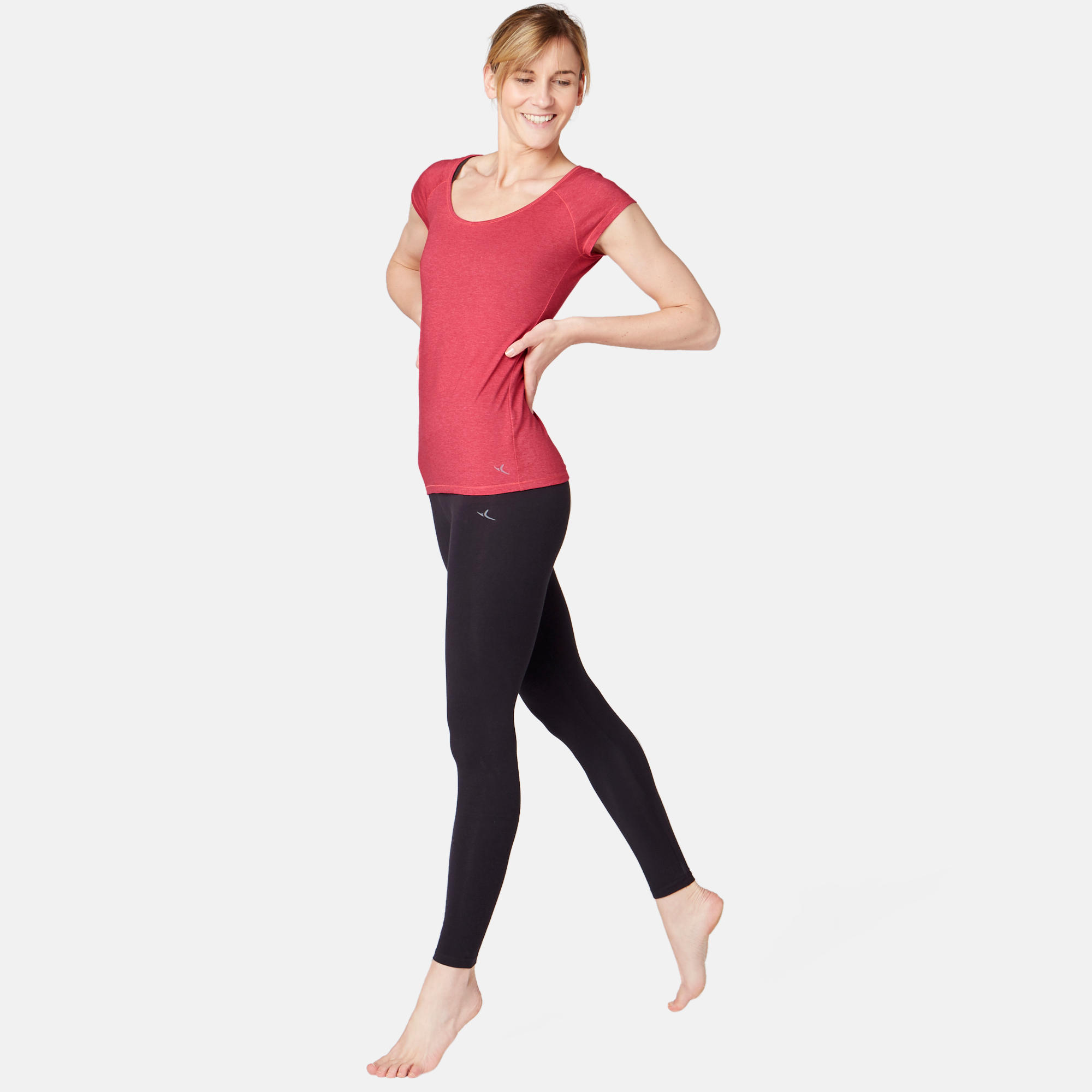 500 Women's Slim-Fit Gentle Gym & Pilates T-Shirt - Mottled Pink 2/7