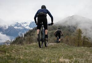 Bicicleta e trail em treino
