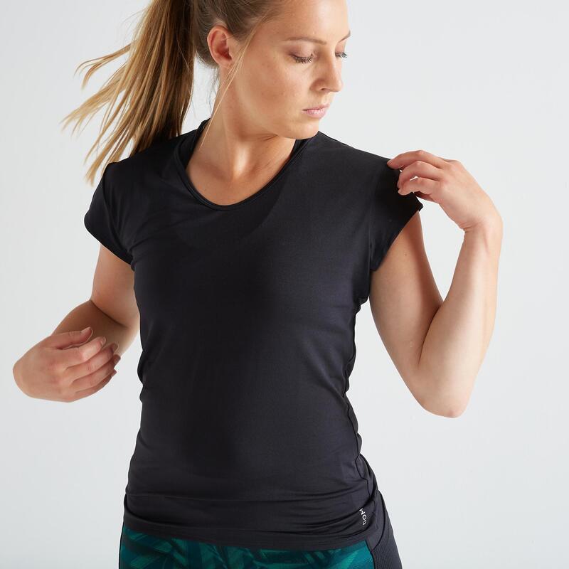 T-shirt donna fitness 100 taglio slim nera