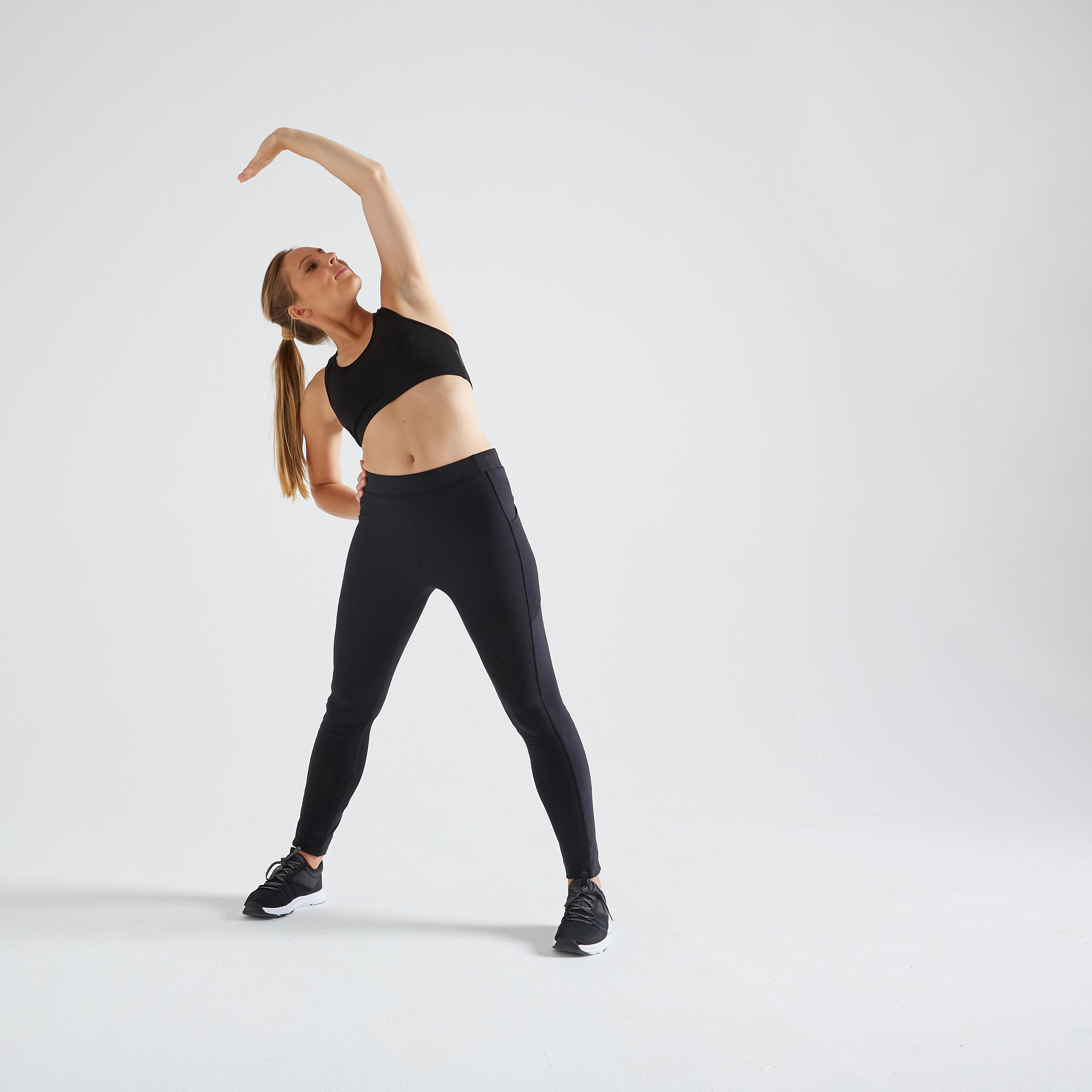 Brassière fitness cardio training femme noire 100 DOMYOS | Decathlon