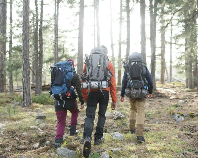 迪卡儂環保產品:登山背包 迪卡儂環保產品:登山背包