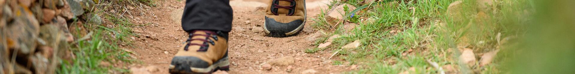 Best Shoes for Plantar Fasciitis: Travel Shoes with Good Arch Support