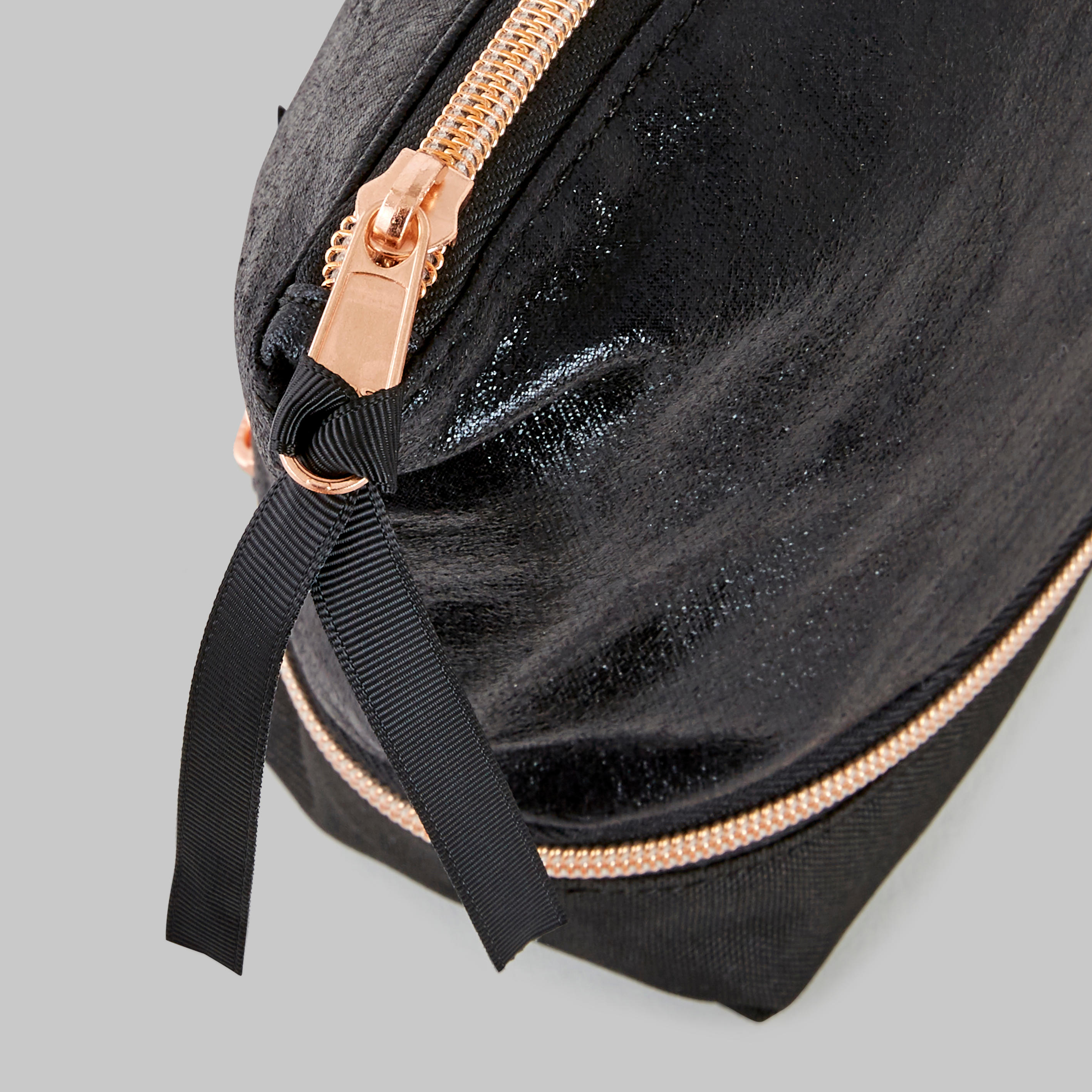 Multi-Compartment Dance Shoe Pouch - Black 5/10